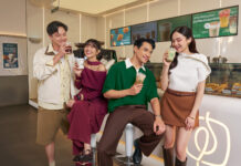 Fore Coffee Gandeng Sheila Dara hingga Afgan sebagai Brand Ambassador, Angkat Cerita Nyata Pelanggan Empat Brand Ambassador Fore Coffee, Sheila Dara, Afgan, Baskara Mahendra, dan Syifa Hadju, menikmati minuman favorit mereka di salah satu gerai Fore Coffee dalam kampanye "Setiap Fore Punya Cerita".
